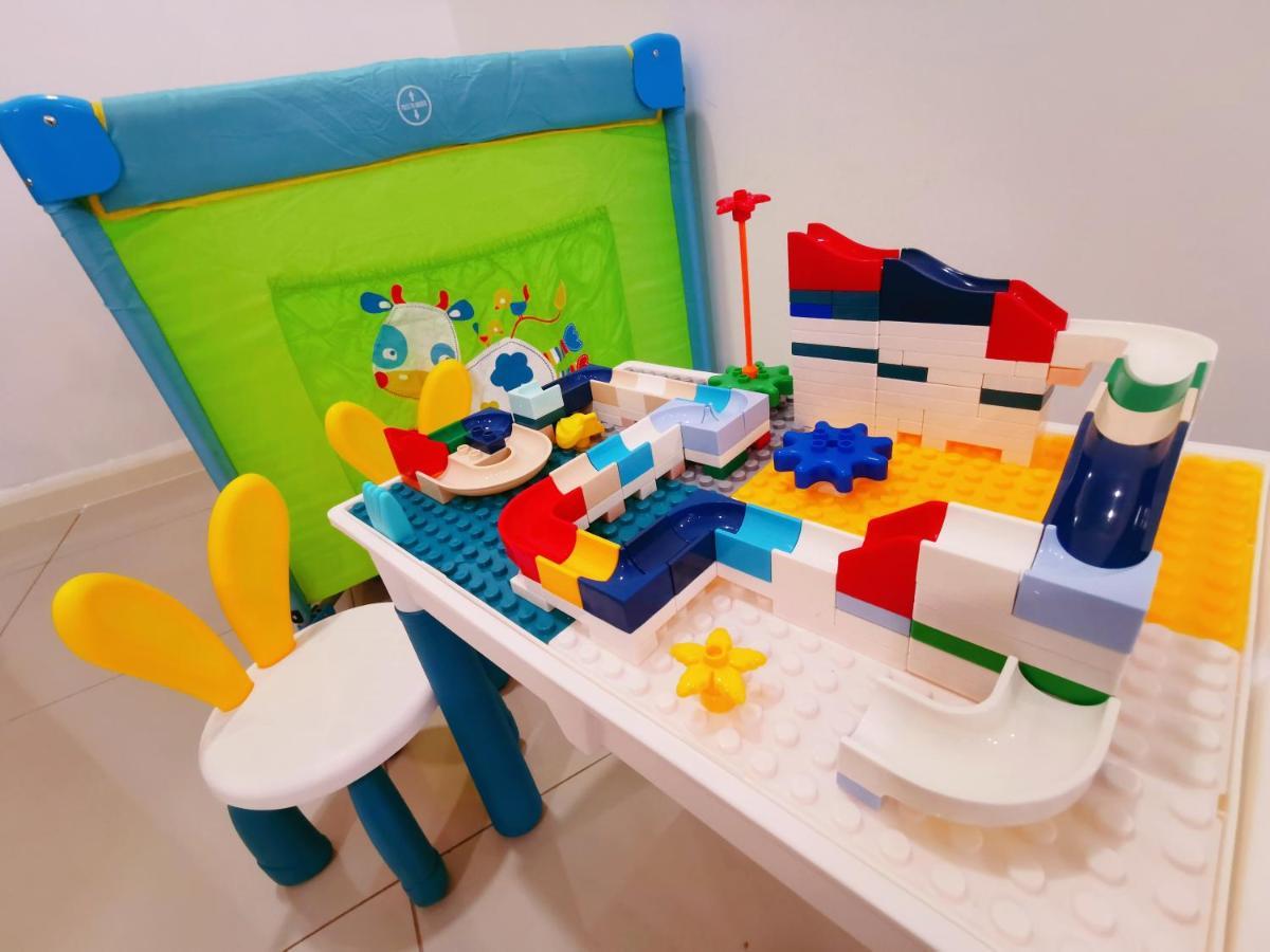 Legoland 3Min Lakeview Happyrainbowsuite 7Pax 2R2B Nusajaya  Exteriör bild