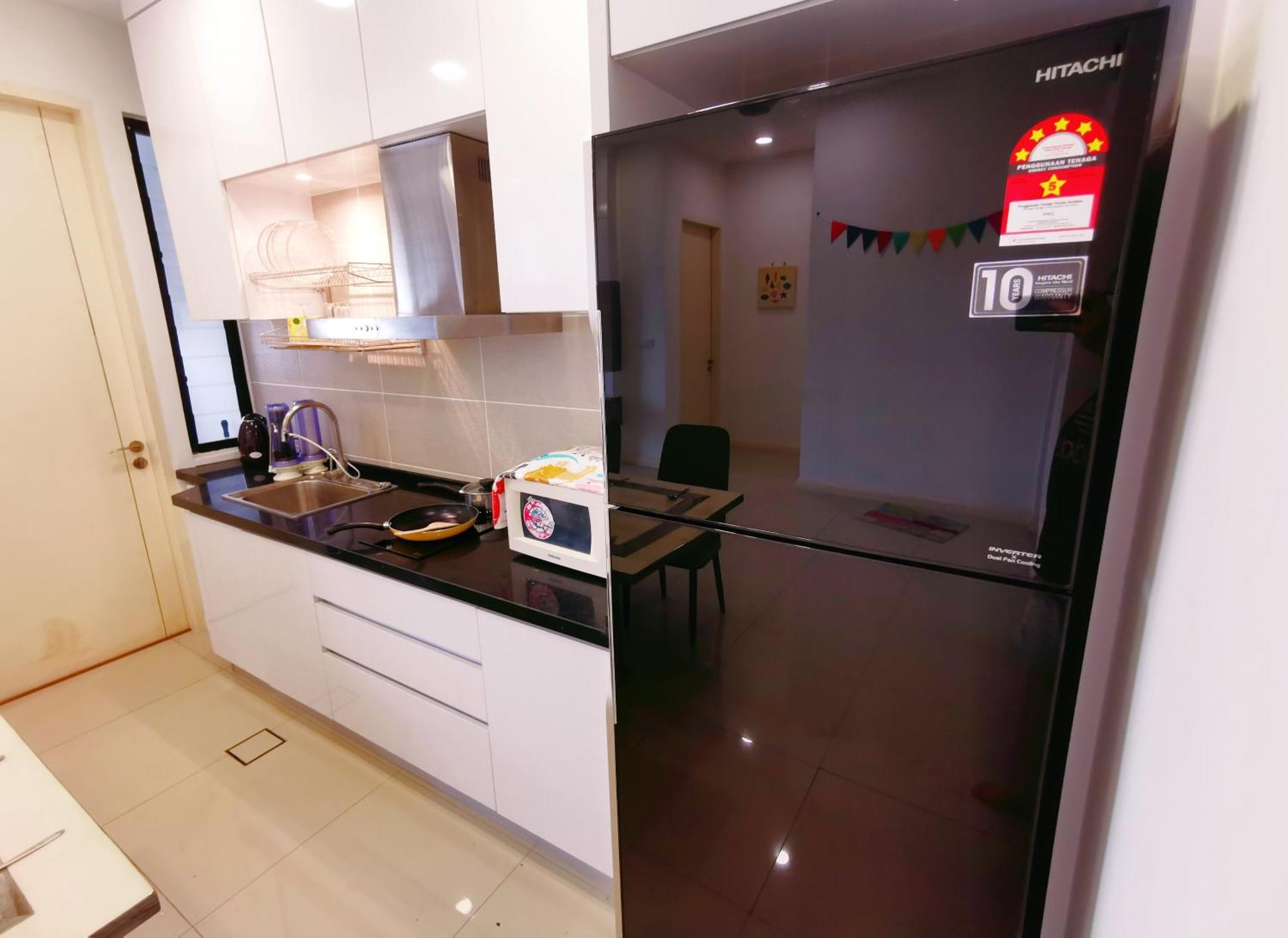 Legoland 3Min Lakeview Happyrainbowsuite 7Pax 2R2B Nusajaya  Exteriör bild